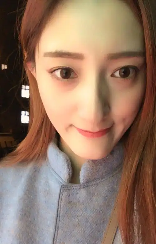 高鼻梁的女生是什么体验