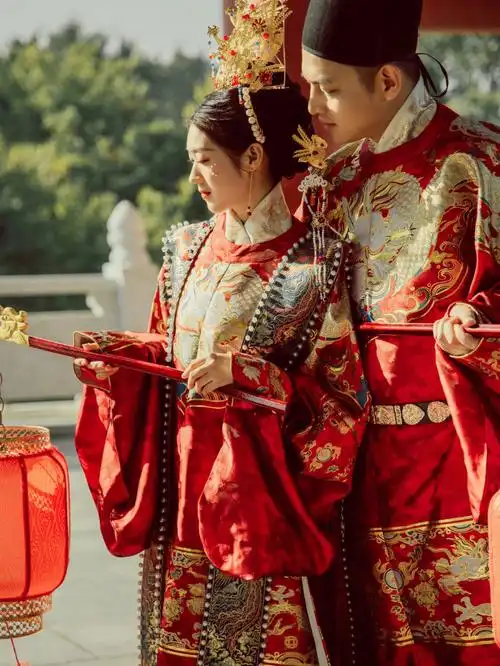 拍了组心心念念的汉服婚纱照美哭我了