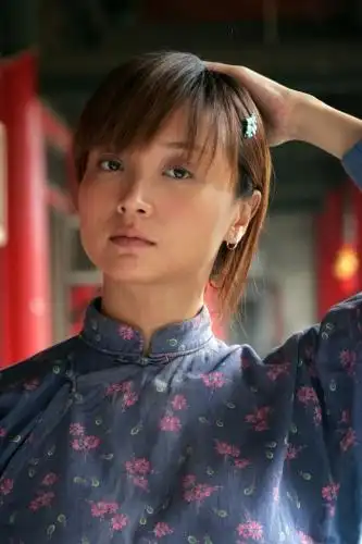 ="go03sw5m48">白荟,8月9日出生,毕业于中央戏剧学院,中国内地女演员