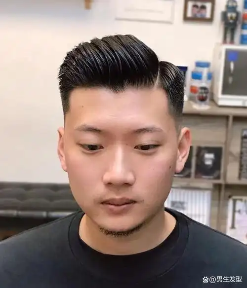 适合"微胖"男生剪的3款发型,清爽帅气不油腻