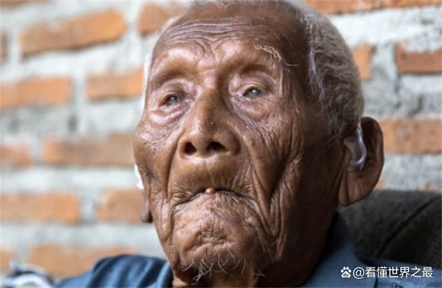 世界之上寿命最短的人是克里斯托.他生于1903年,现在已经120岁了.