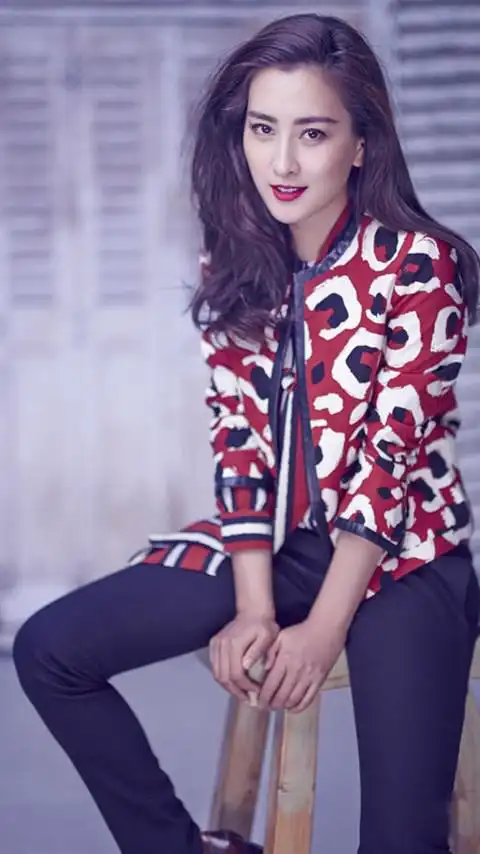 美女明星马苏写真性感时尚写真图片