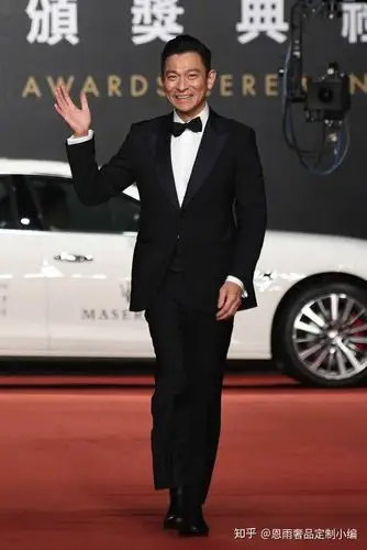 西装天王四大天王之首刘德华先生