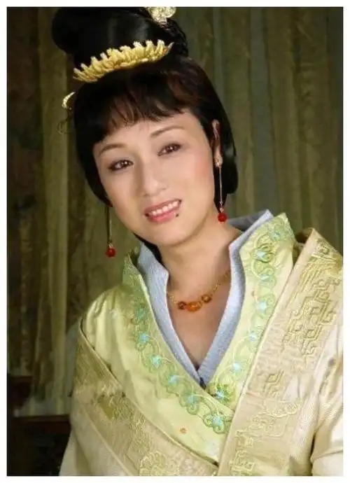 李建群去世,享年63岁,影视圈再无如此貌美与才华兼备的女子