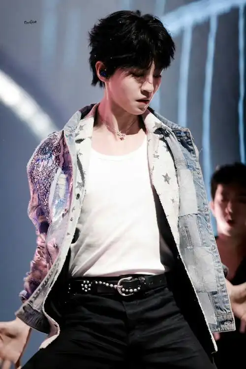 王俊凯春节胖15斤