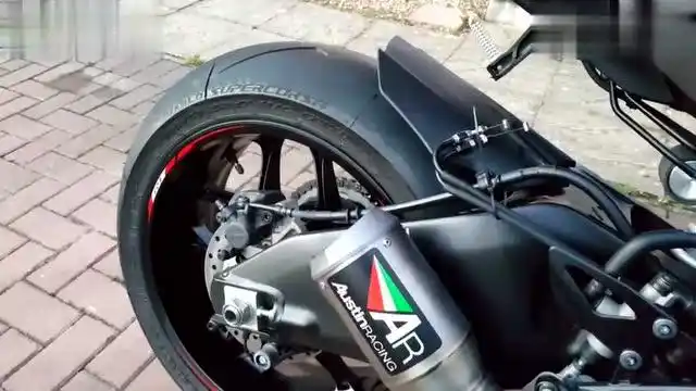 雅马哈r1换装ar竞技排气 这声浪你们喜欢吗