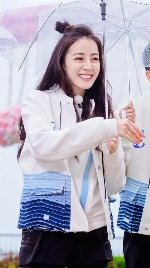 【壁纸】盘点迪丽热巴那些绝美的瞬间