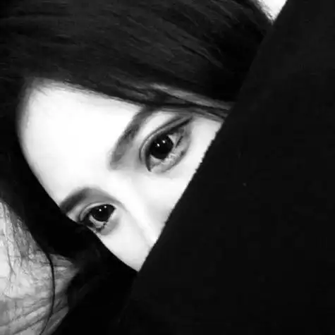 qq伤心女生头像黑白 女生头像图片大全 -【爱个性】