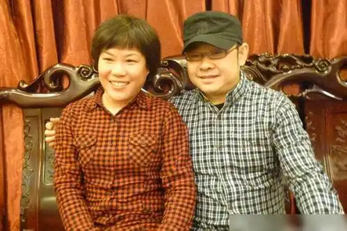 刀郎云朵关系被提出质疑,经过深入思考,发现只是一场虚假的惊吓