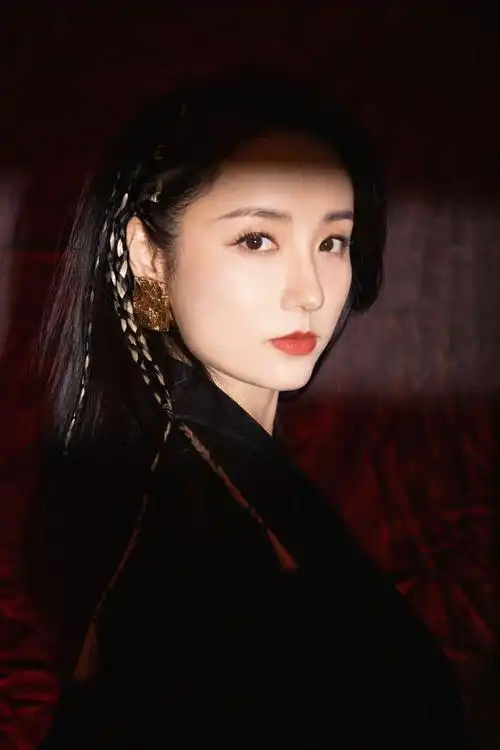 吕一真的好美啊有被惊艳到的吗