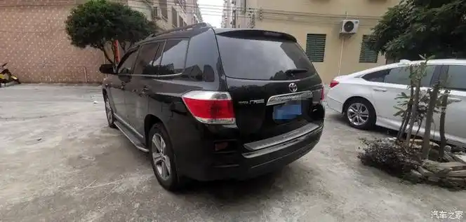 出13年11月汉兰达运动版黑色五座13万公里车头盖4s