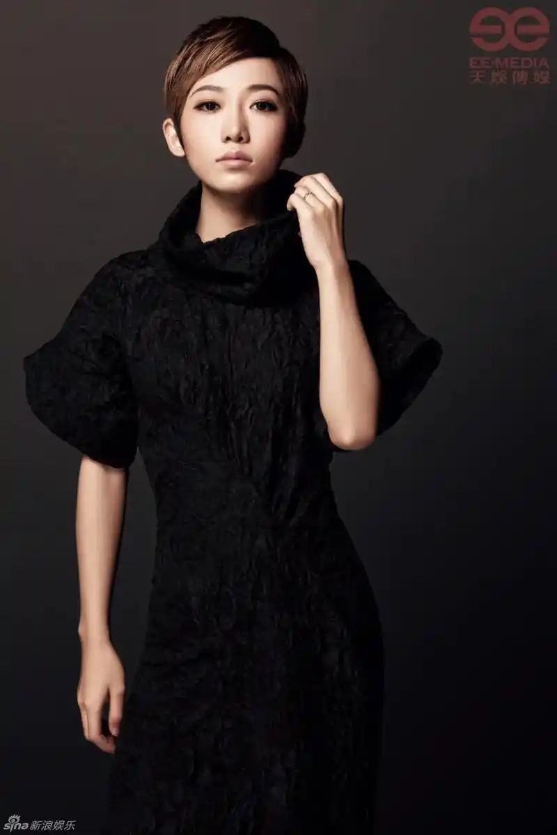 洪辰 #女神永远是女神 # #快乐女声2011 - 抖音