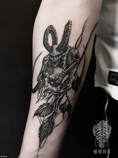 恶魔手部纹身图案大全 - 纹身大咖