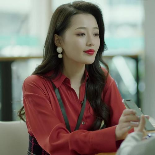 春季新款女衬衣正青春章小鱼王秀竹董欣然同款红色春秋红色宽松