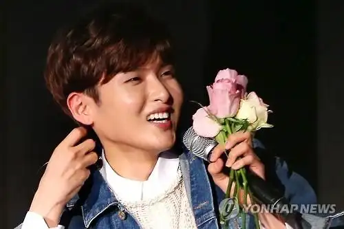 sj成员厉旭10月入伍