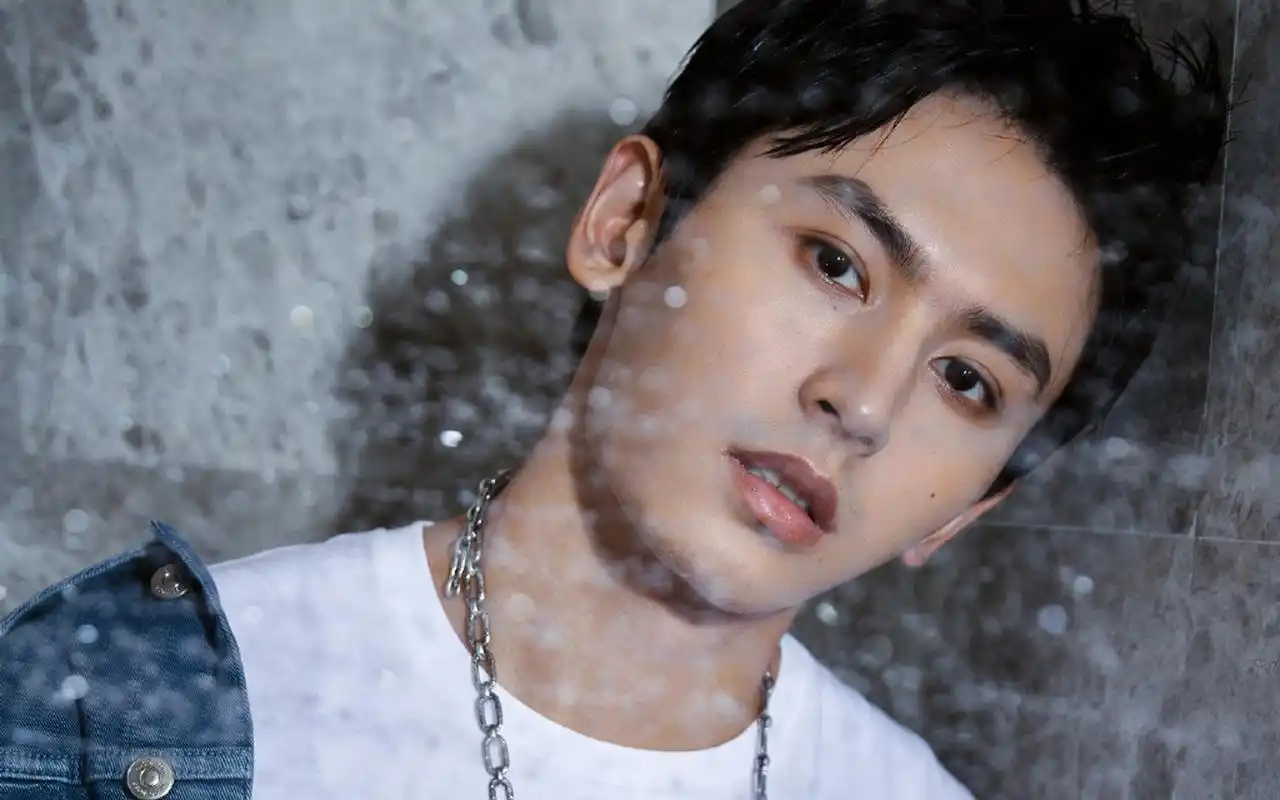 张哲瀚帅气写真图片桌面壁纸