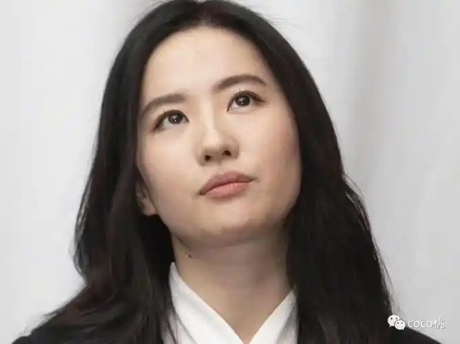 刘亦菲发腮膨胀的脸,终于救回来了