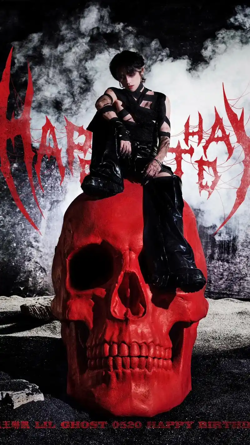 速速更新手机屏保!#王琳凯 #小鬼#手机壁纸 - 抖音