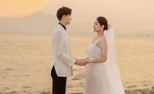 恭喜梁文博结婚了妻子是女排第一美女号称女排迪丽热巴