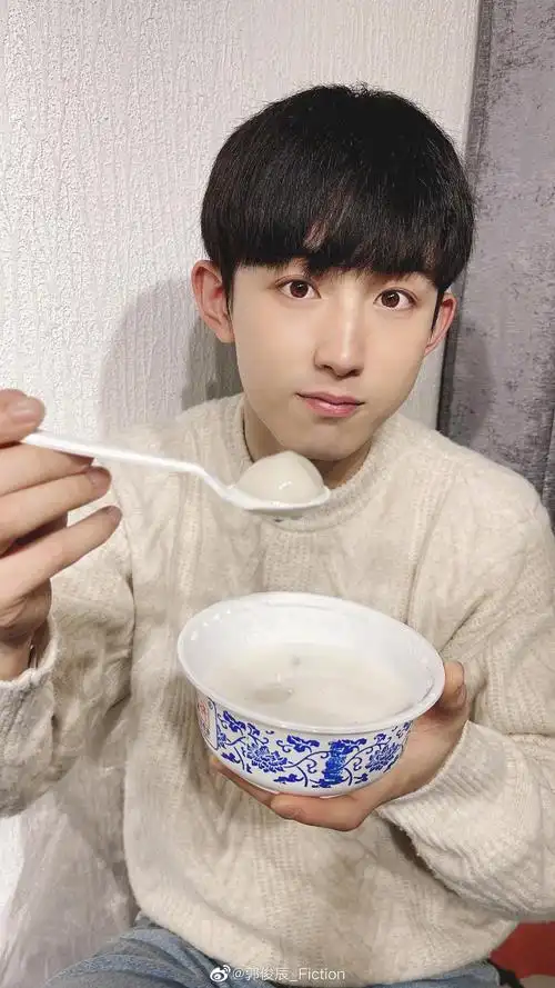 看了那么多郭俊辰的古装剧现代剧