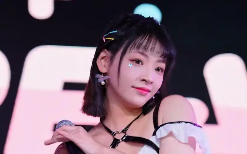 【real1ty-林津伊】221218《若能拥抱我》4k focus片段