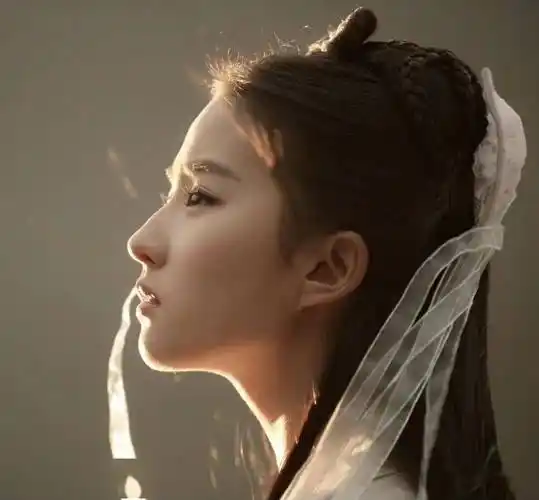 刘亦菲:资本和粉丝都管不了她!_杨幂_赵灵儿_王语嫣