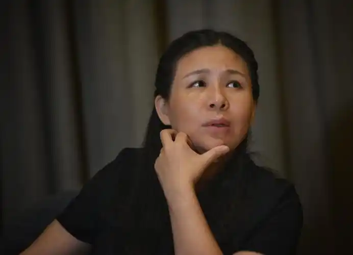 作家陈岚道歉法院判决不仅要尊重更要有法治思维