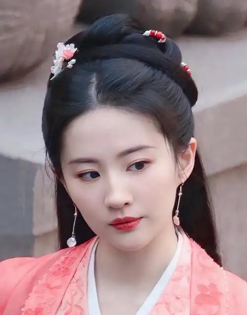 不愧是仙女姐姐神仙颜值刘亦菲梦华录女主古装风也很好看