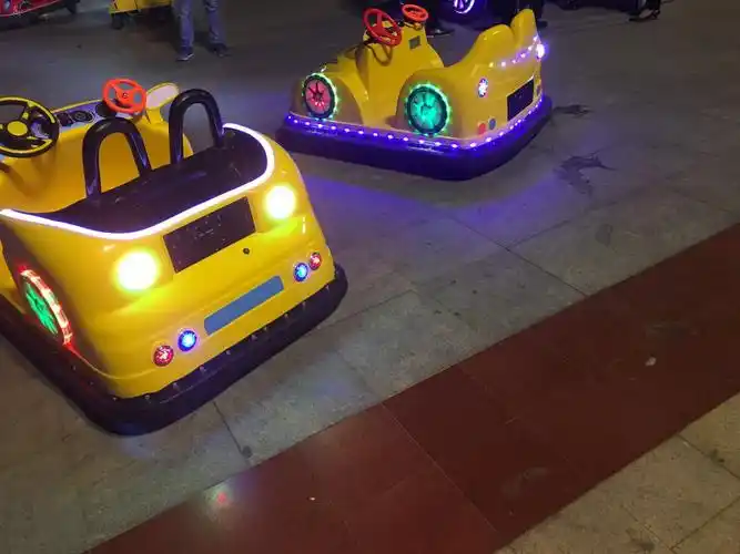 金楠游乐新款车王*游乐电瓶车 广场儿童双人车王*游乐电动车