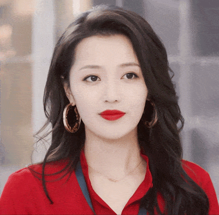 王秀竹戏份并不是很多,初期凭一段曼妙的舞蹈让观众印象深刻,大家成功