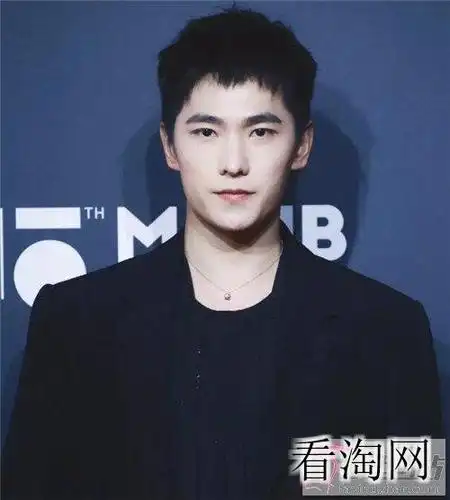 男生狗啃刘海短发 又man又a帅气清爽