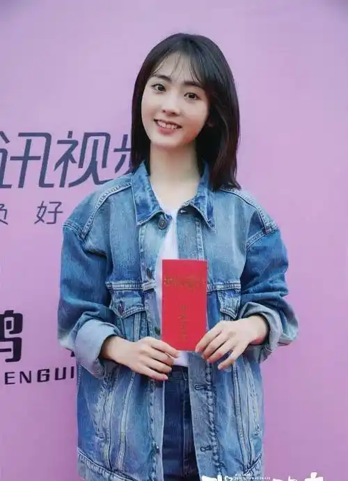 任嘉伦终于有了现代偶像剧,女主角是她更容易火_谭松韵_邢菲_cp
