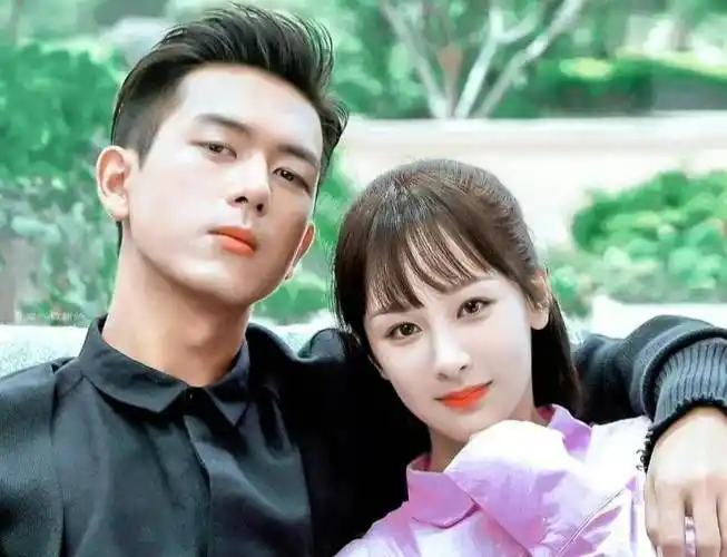网传杨紫李现将二搭出演古装剧,粉丝反应各不相同,番位引关注_合作