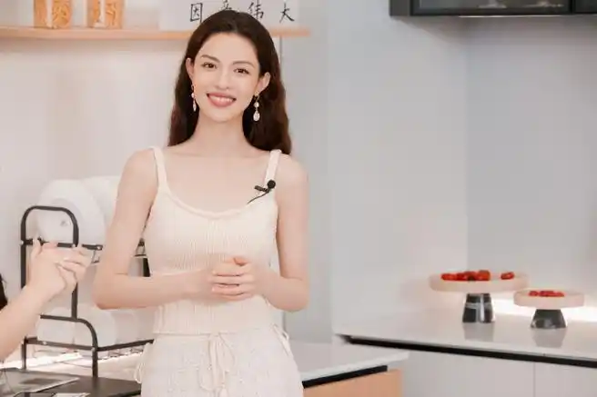 钟楚曦生活新范式