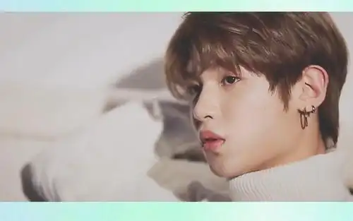 【justin黄明昊】"我的宝贝宝贝给你一点甜甜 让你今夜都好眠"_哔哩