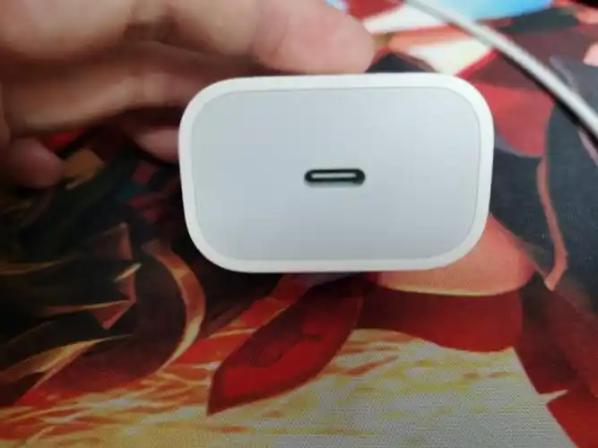 果坊gs-w18a0920a充电器怎么样 ipadpro2021送的原装充电器_什么值得