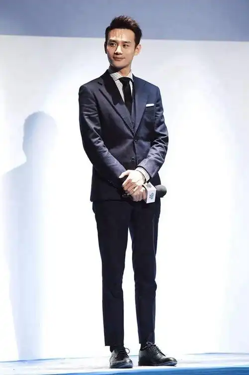 别被雷佳音马天宇的脸骗了没想到这些男星的身高都超过了180