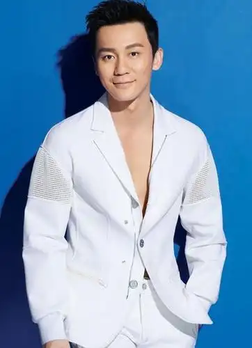 李晨_演员_作品_个人资料_简历_生日_经历_留言 - 酷乐米