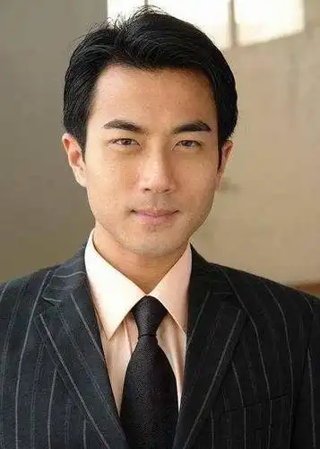 杨幂为什么对刘恺威不离不弃?他没戏拍做金融也要养家!