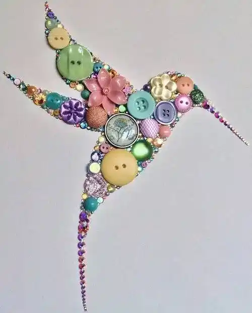 哇哦,这竟然是用纽扣做出来的!惊呆了!