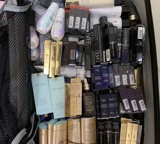 上海化妆品彩妆仓库批发 化妆品一手货源招代理