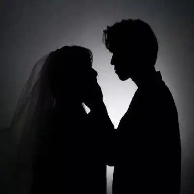 婚纱情侣头像一左一右