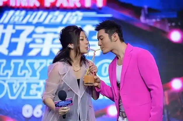 一张照片,戳破黄晓明的真面目!baby,叶珂都是"一样"的类型