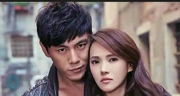 42岁秦昊疑似整容妻子伊能静被扒曾婚内不忠诚网友人红是