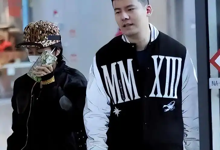 吉克隽逸|吉克隽逸:成名后抛弃前男友刘石坚,如今刘石坚结婚生子很