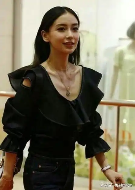 40岁贾玲暴瘦50斤,敲醒多少人:娱乐圈终究是瘦人的天下