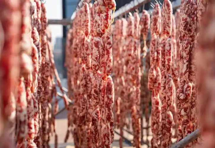 金华人,你家年夜饭上的腊味,正在晾晒中……_雷迪森_香肠_腊肉