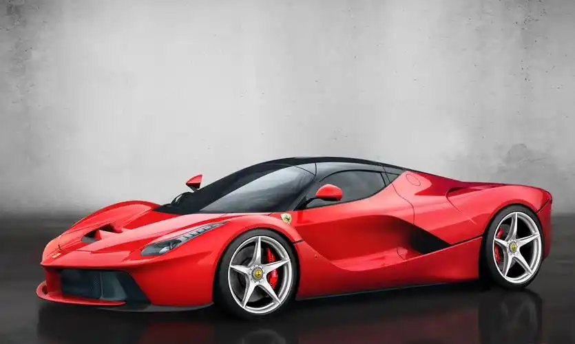 法拉利 laferrari