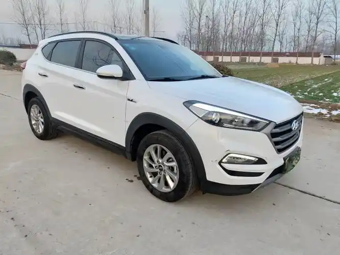 徐州抵押车18年现代途胜出售