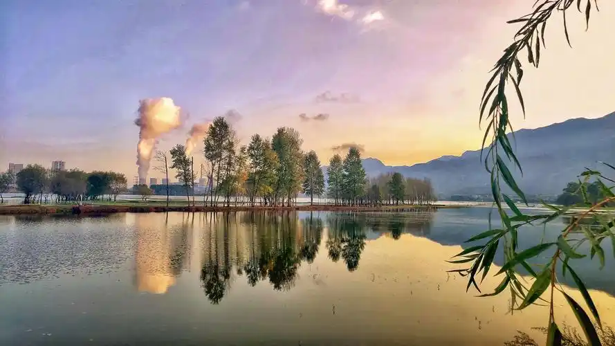 月牙湖:一个灵性而有诗意的地方(文)赵建平